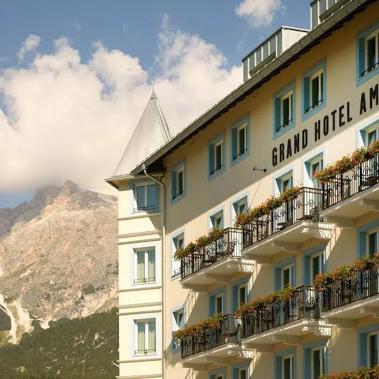 Casino-resort evening with dinner and entertainment planning